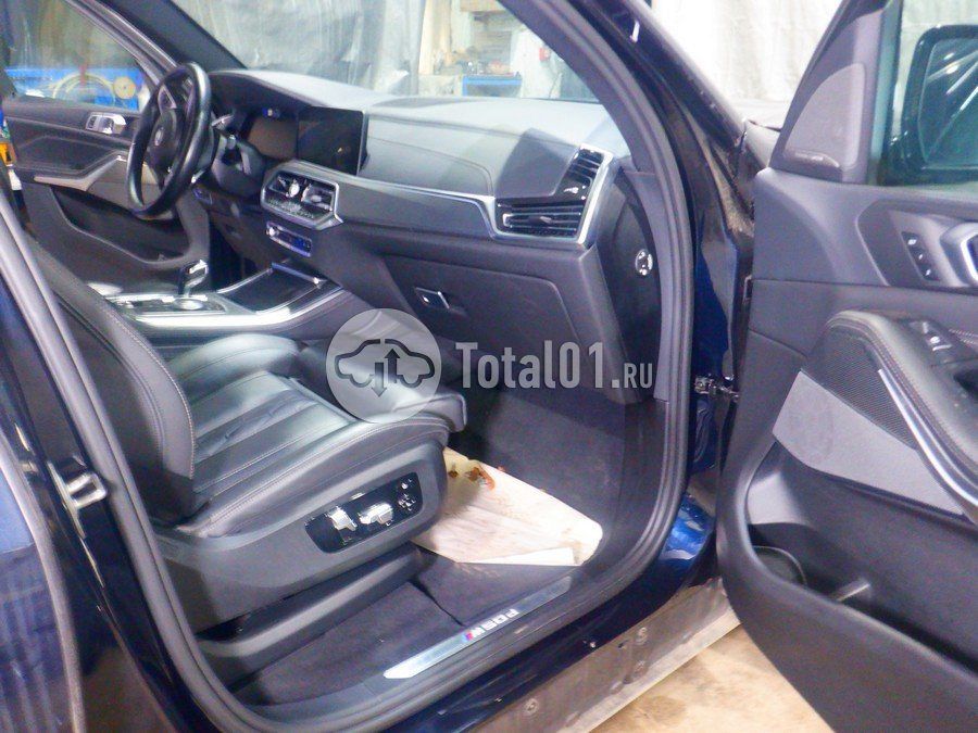 Фото BMW X5 90
