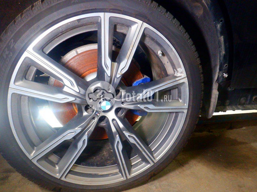 Фото BMW X5 200