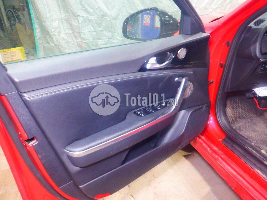 Фото KIA Stinger 100