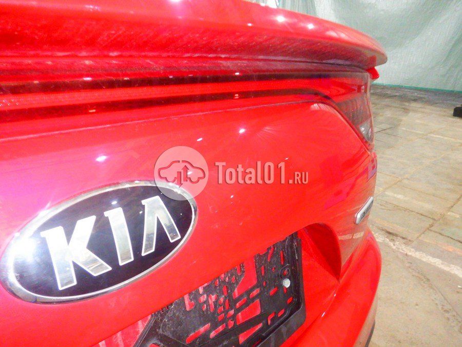 Фото KIA Stinger 174