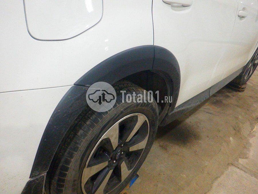 Фото Subaru Forester 180