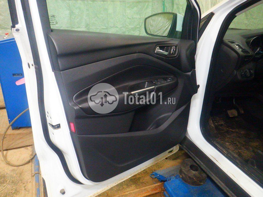 Фото Ford Kuga 14