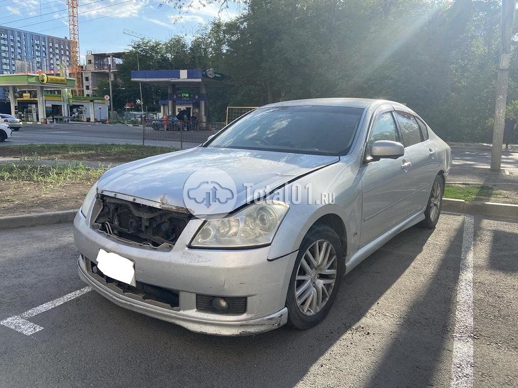 Фото Nissan Fuga 4