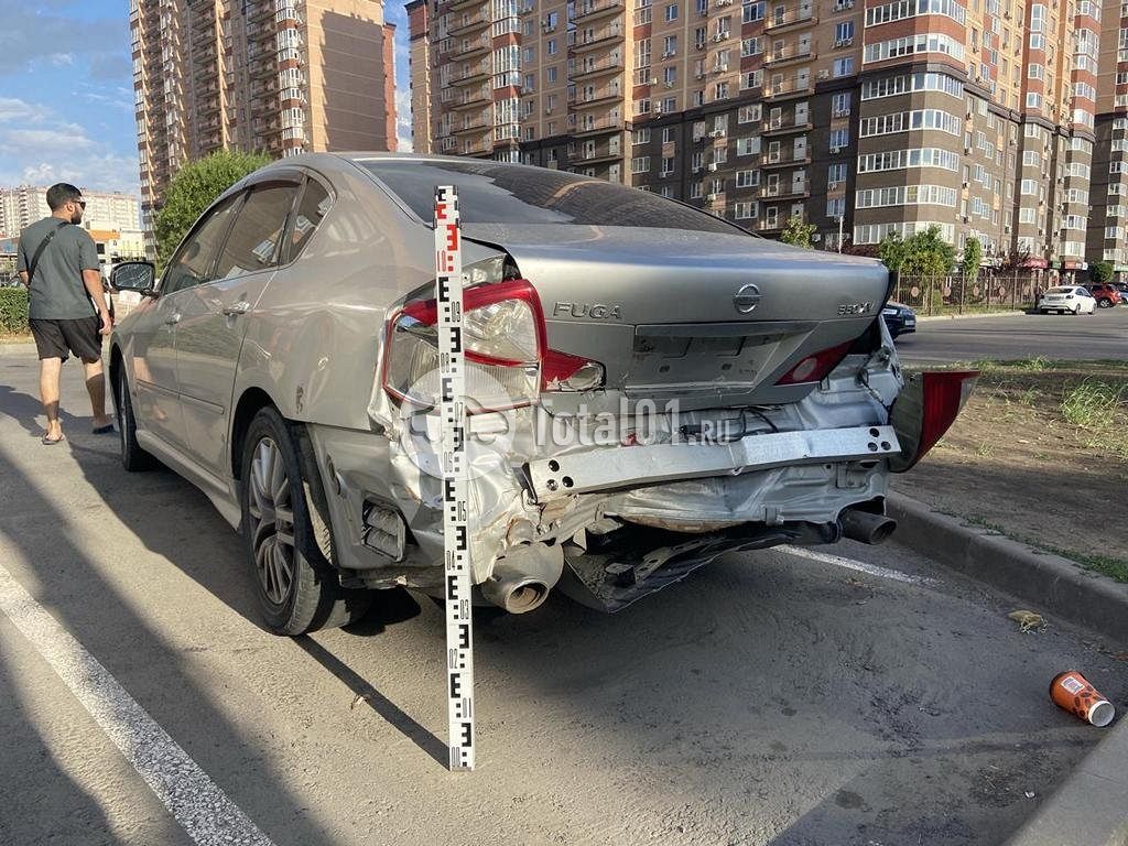 Фото Nissan Fuga 14