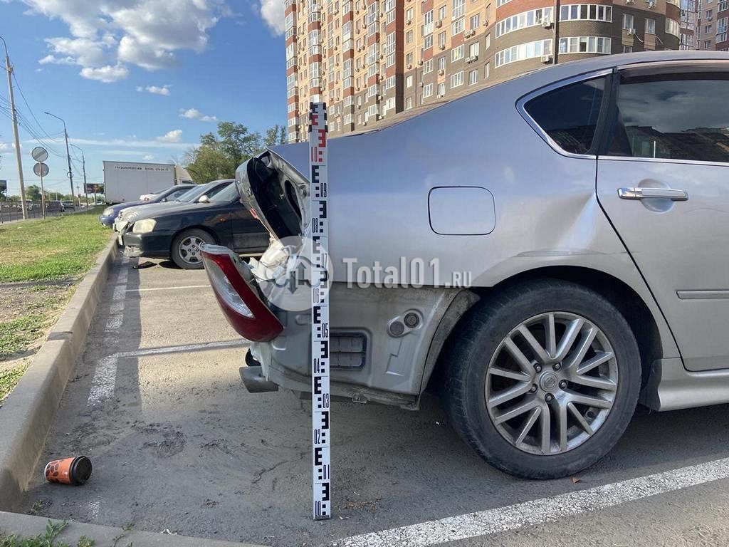 Фото Nissan Fuga 18