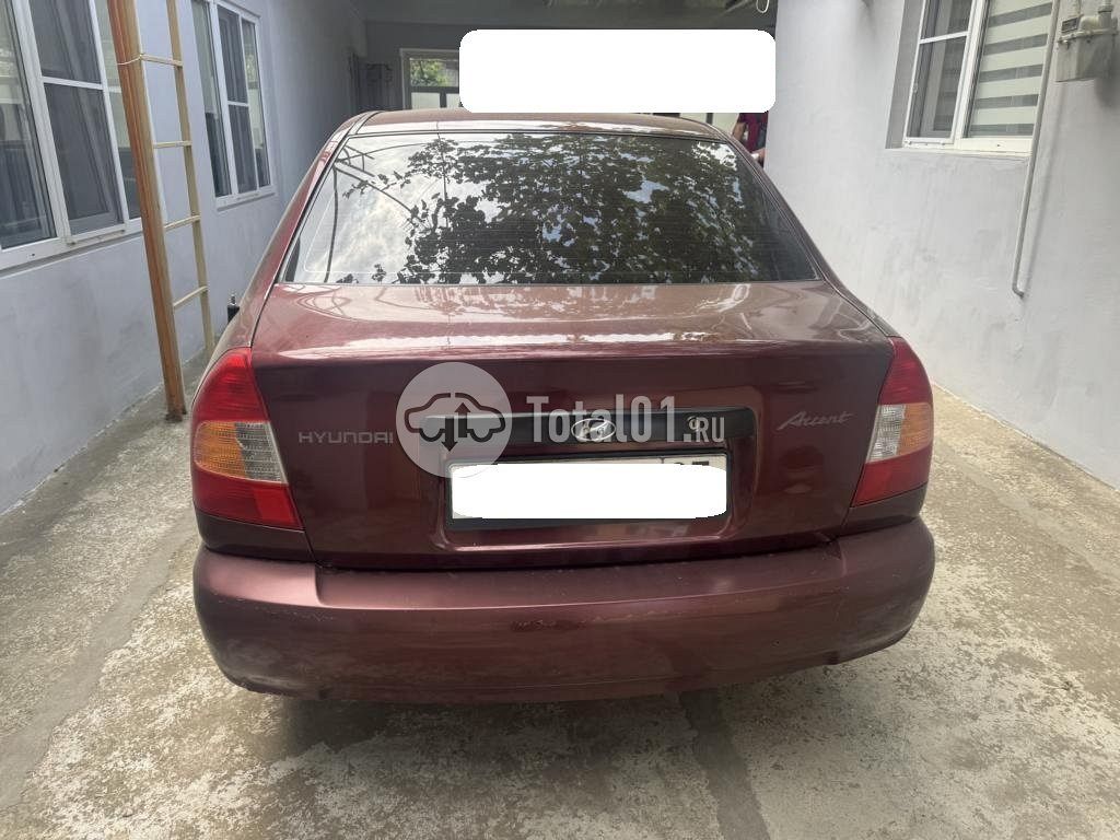 Фото Hyundai Accent 10