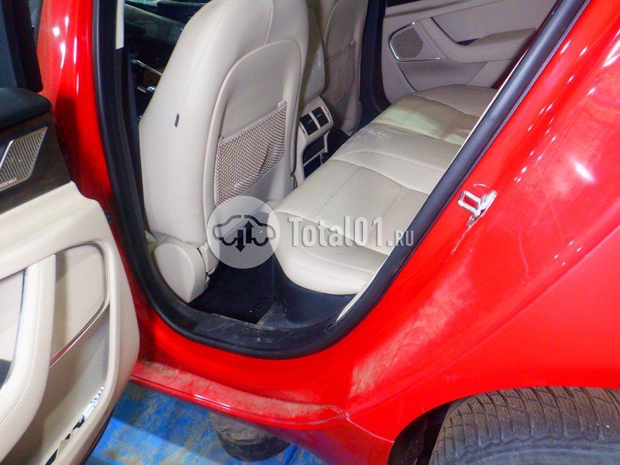 Фото Jaguar XE 48
