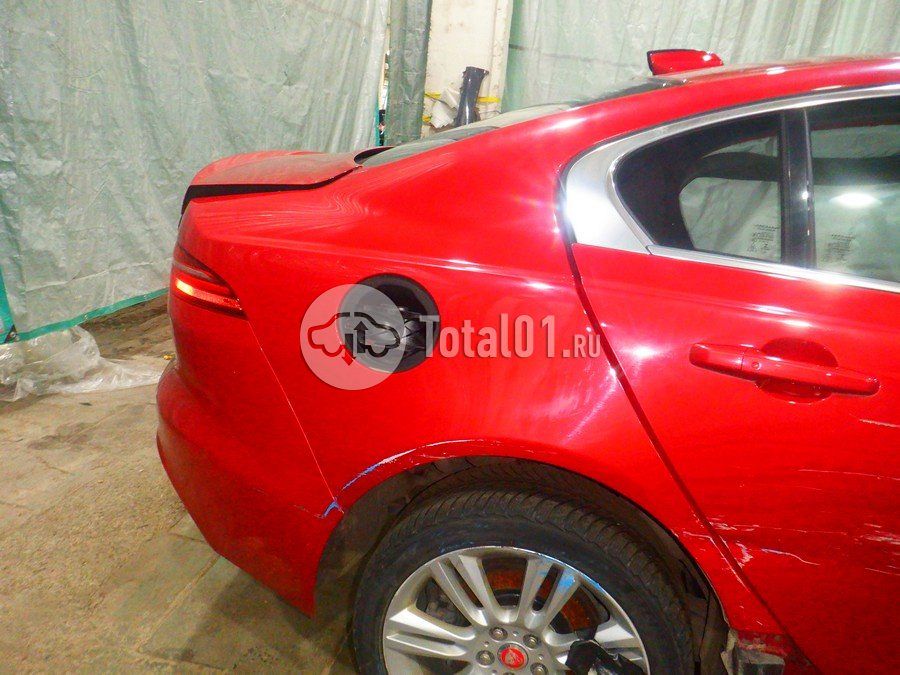 Фото Jaguar XE 130