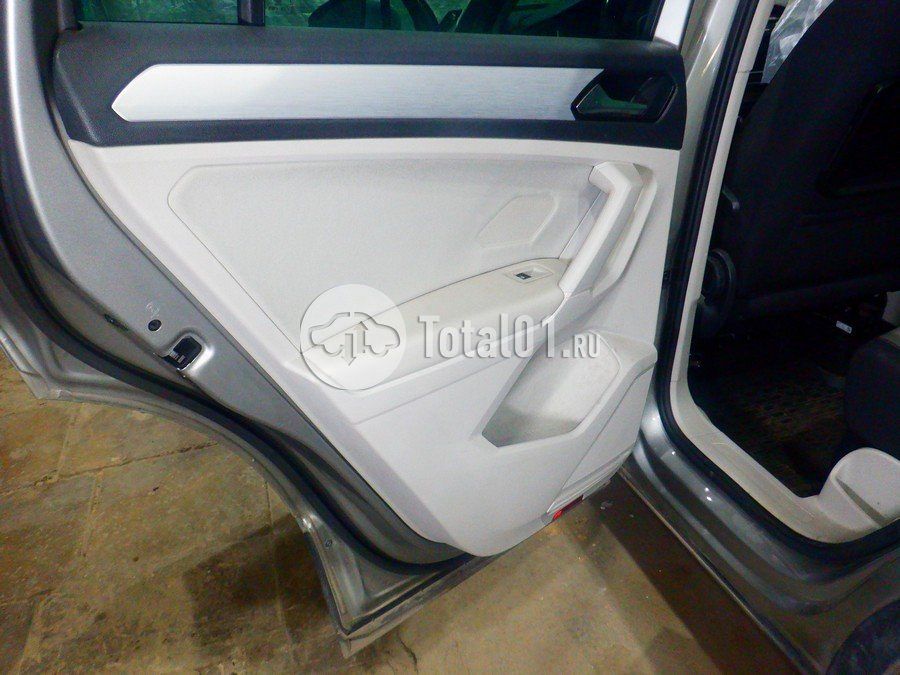 Фото Volkswagen Tiguan 40