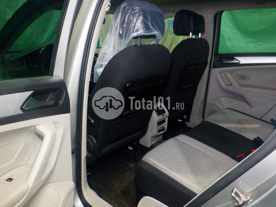 Фото Volkswagen Tiguan 42