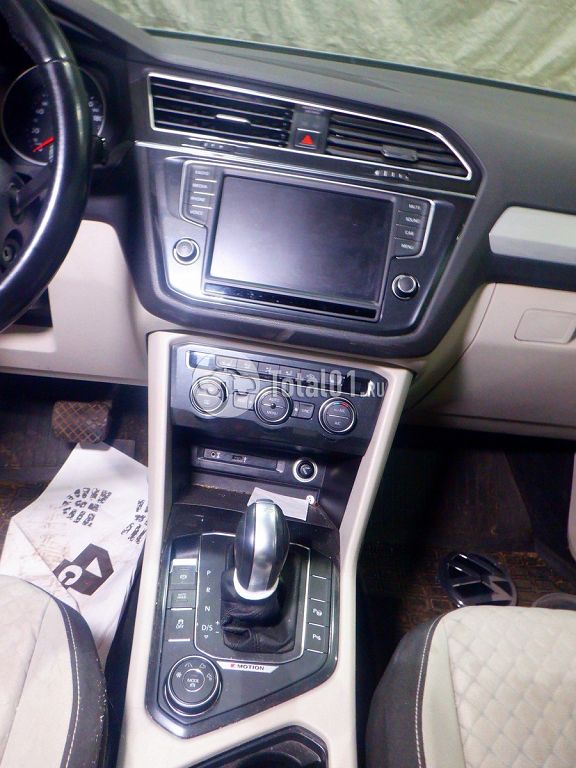 Фото Volkswagen Tiguan 52