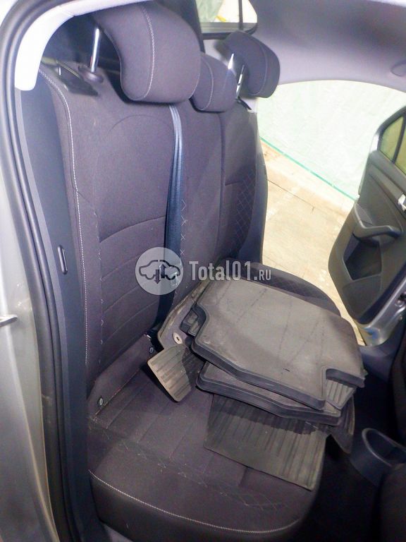 Фото Skoda Rapid 76