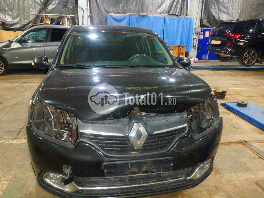 Фото Renault Logan 4