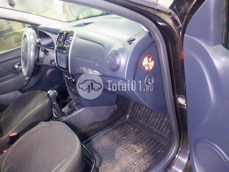 Фото Renault Logan 36