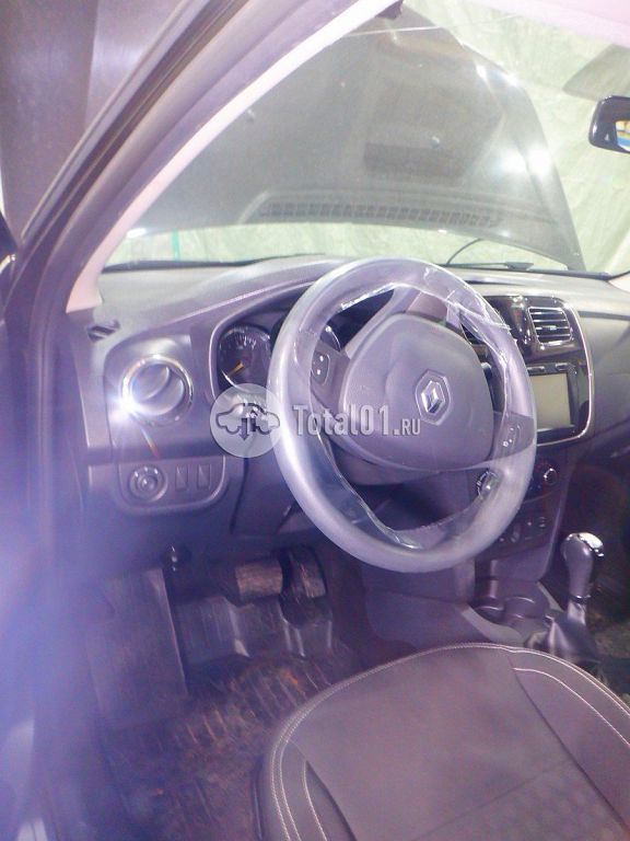 Фото Renault Logan 88