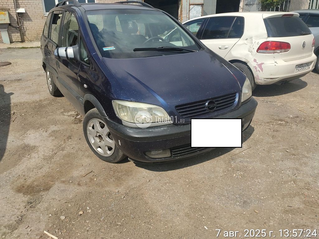 Фото Opel Zafira 10