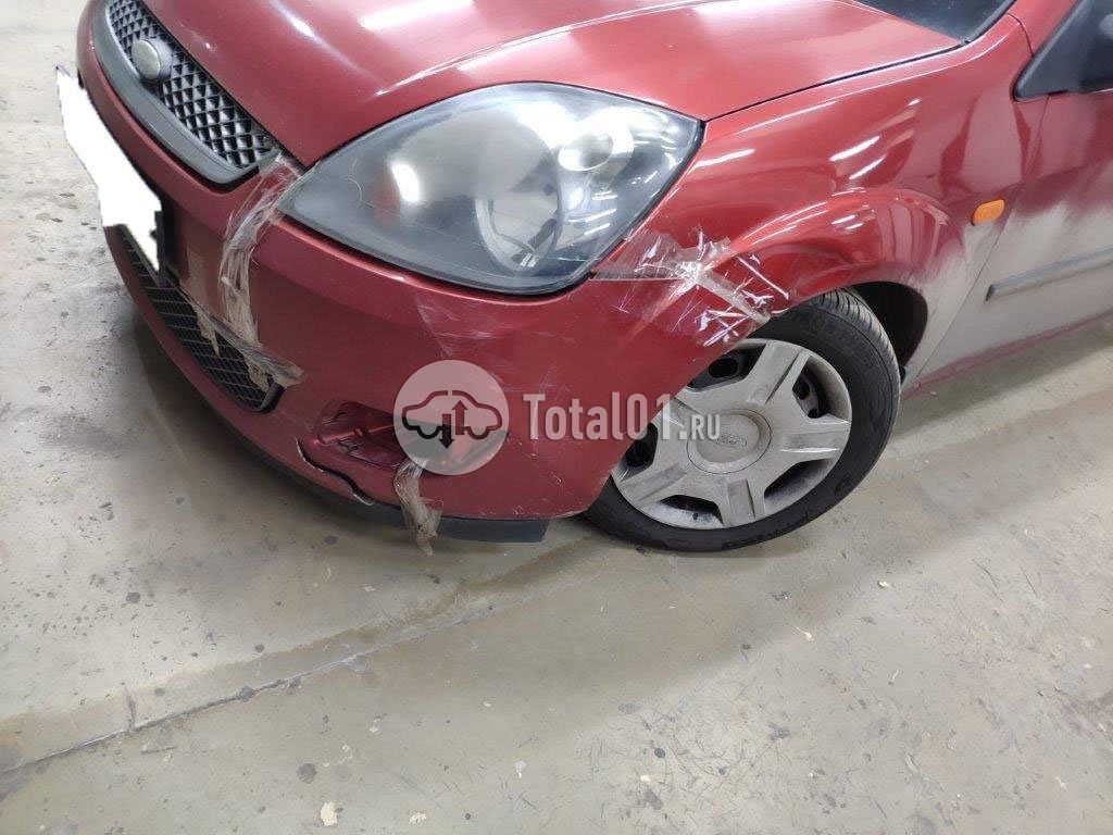 Фото Ford Fiesta 12