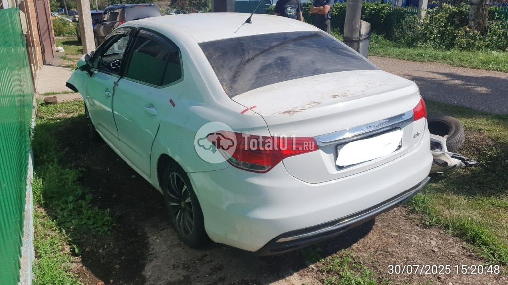 Фото Citroen C4 6