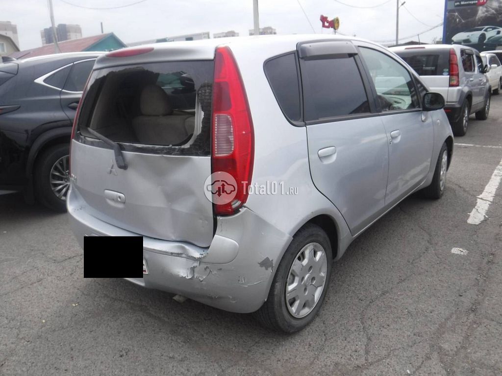 Фото Mitsubishi Colt 8