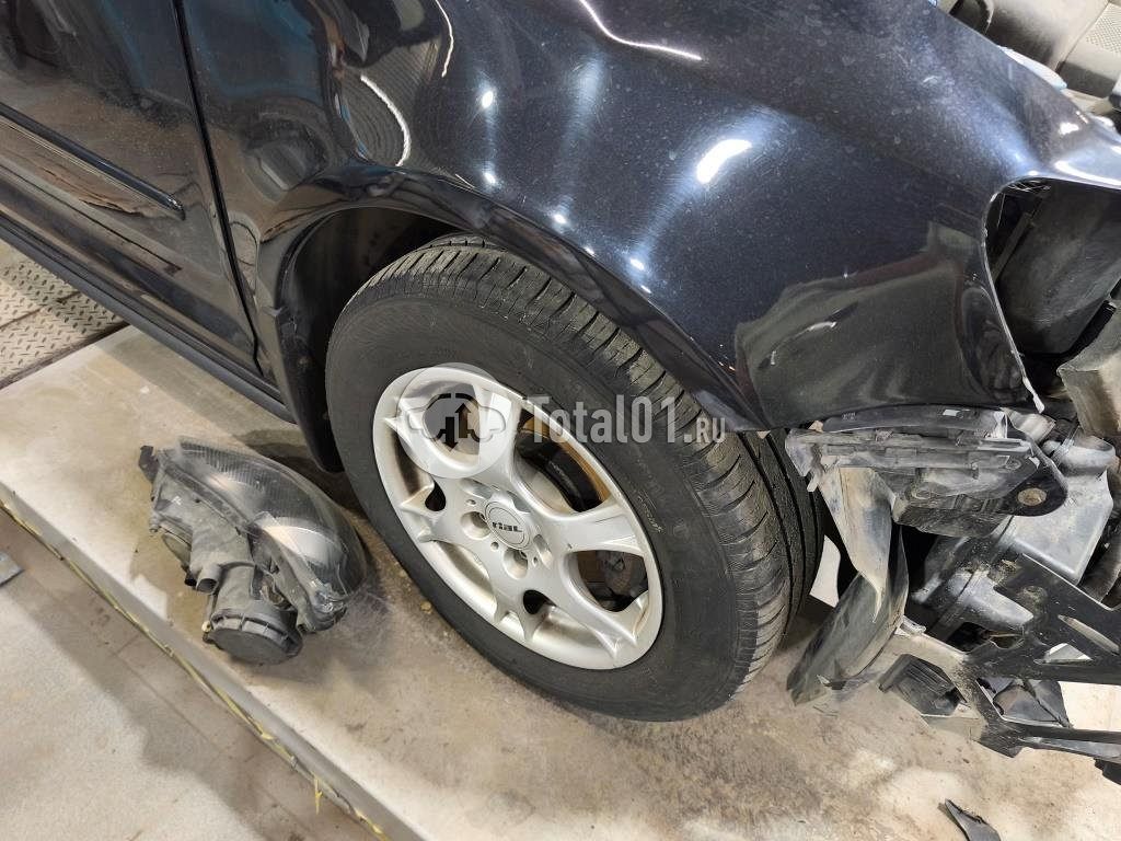 Фото Volkswagen Golf 106