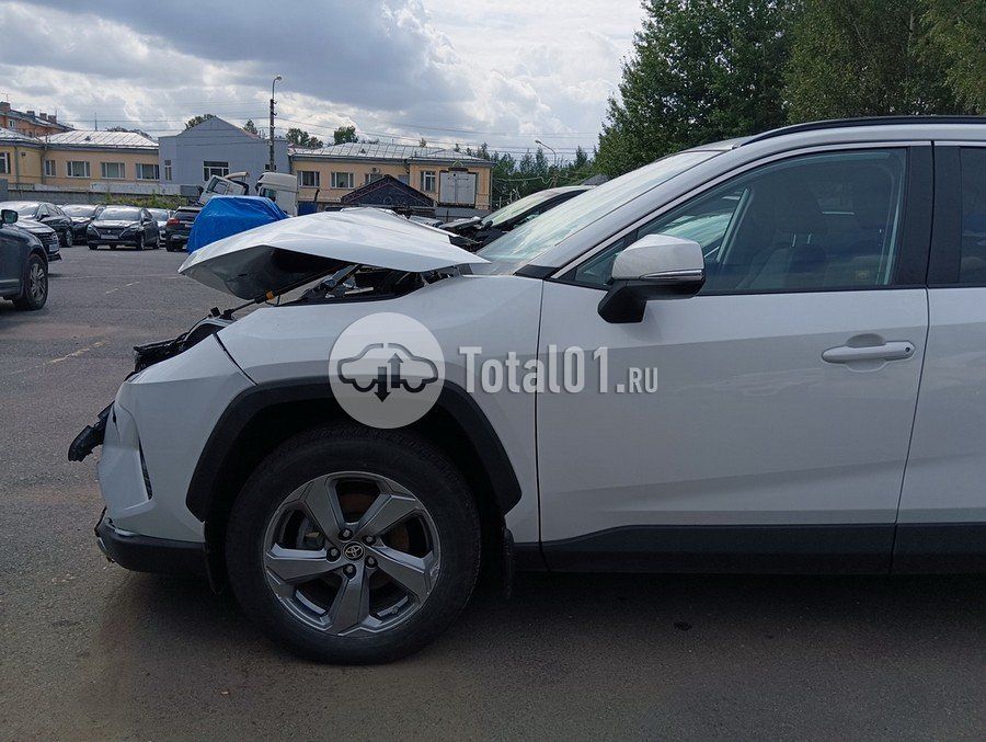 Фото Toyota RAV4 12