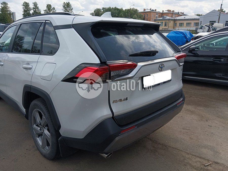 Фото Toyota RAV4 16