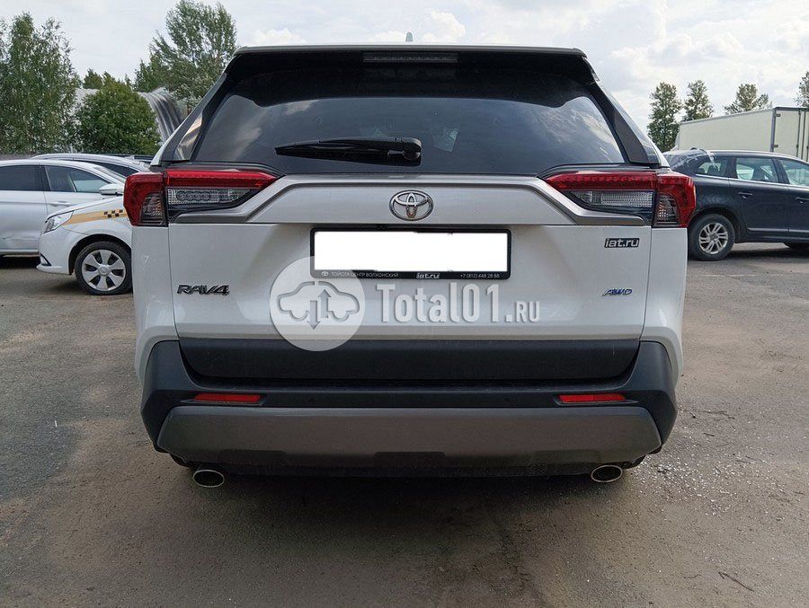 Фото Toyota RAV4 18