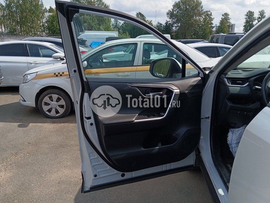 Фото Toyota RAV4 52