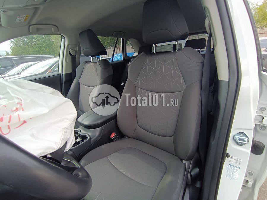 Фото Toyota RAV4 58