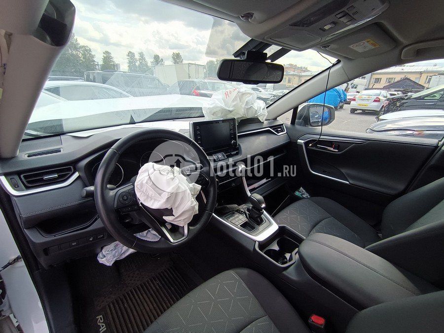 Фото Toyota RAV4 62