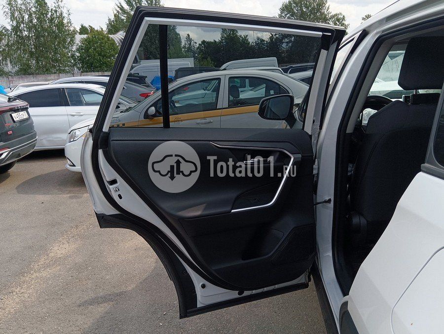 Фото Toyota RAV4 66