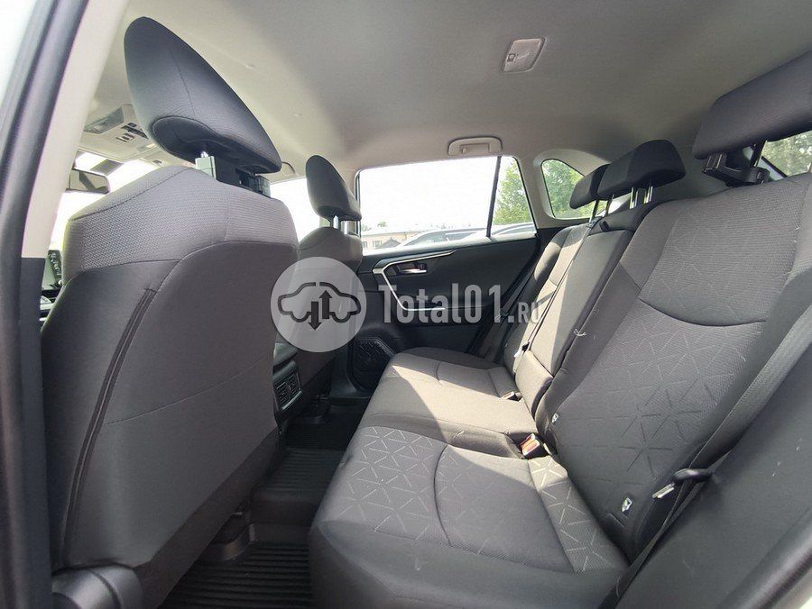 Фото Toyota RAV4 74