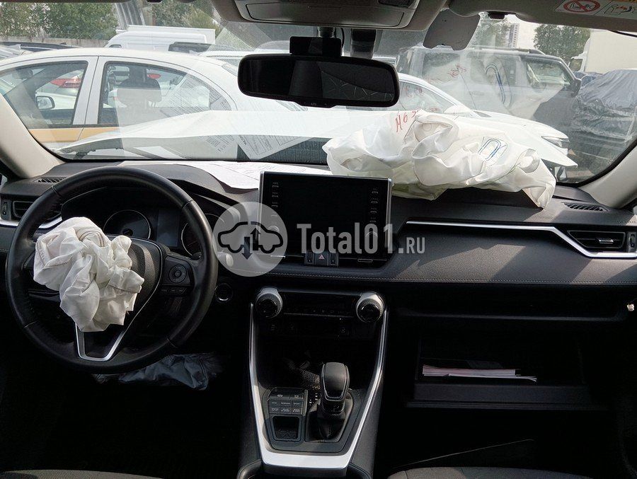 Фото Toyota RAV4 104