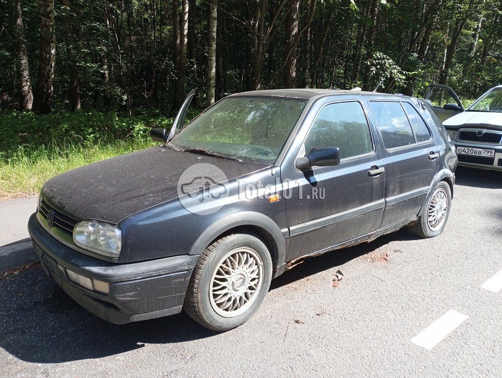 Фото Volkswagen Golf 4