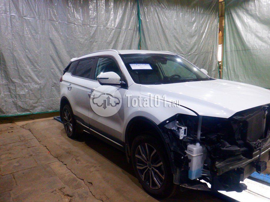 Фото Geely Atlas Pro 6