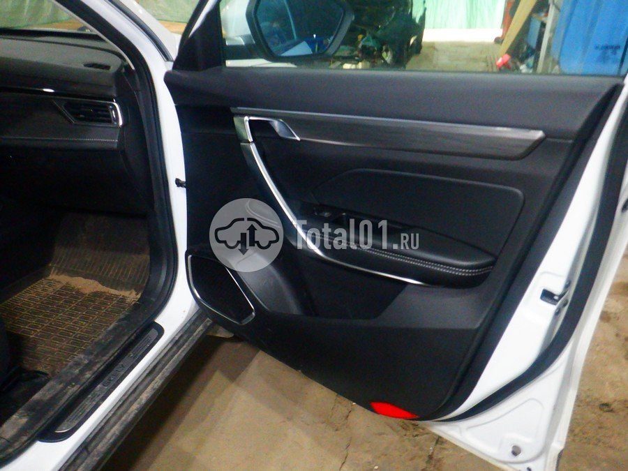 Фото Geely Atlas Pro 18