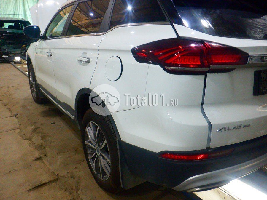 Фото Geely Atlas Pro 190