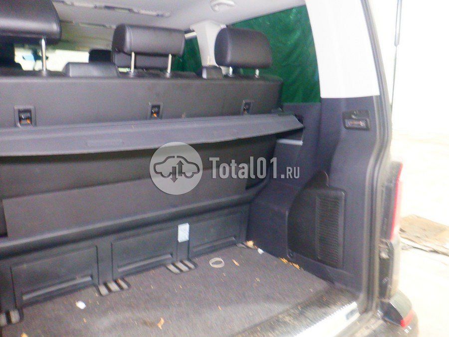 Фото Volkswagen Multivan 70