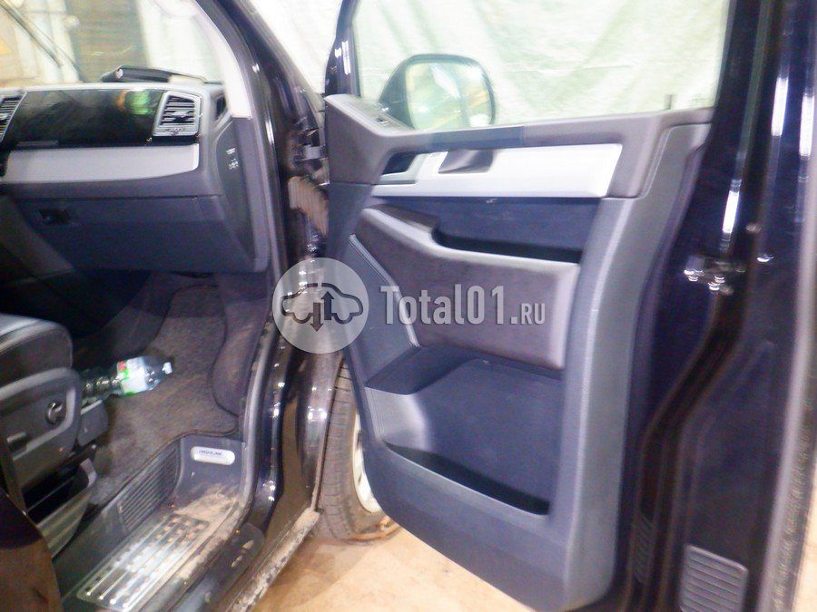 Фото Volkswagen Multivan 94