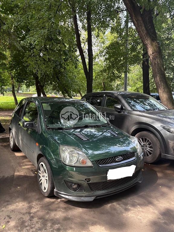 Фото Ford Fiesta 2