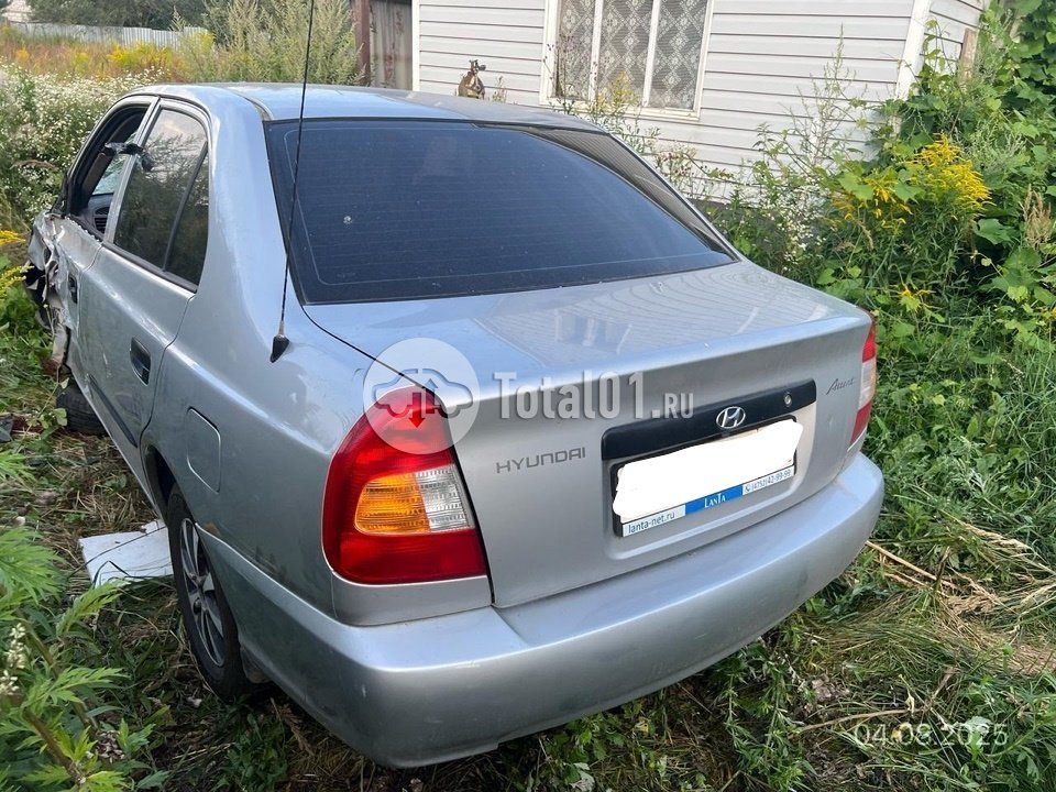 Фото Hyundai Accent 8