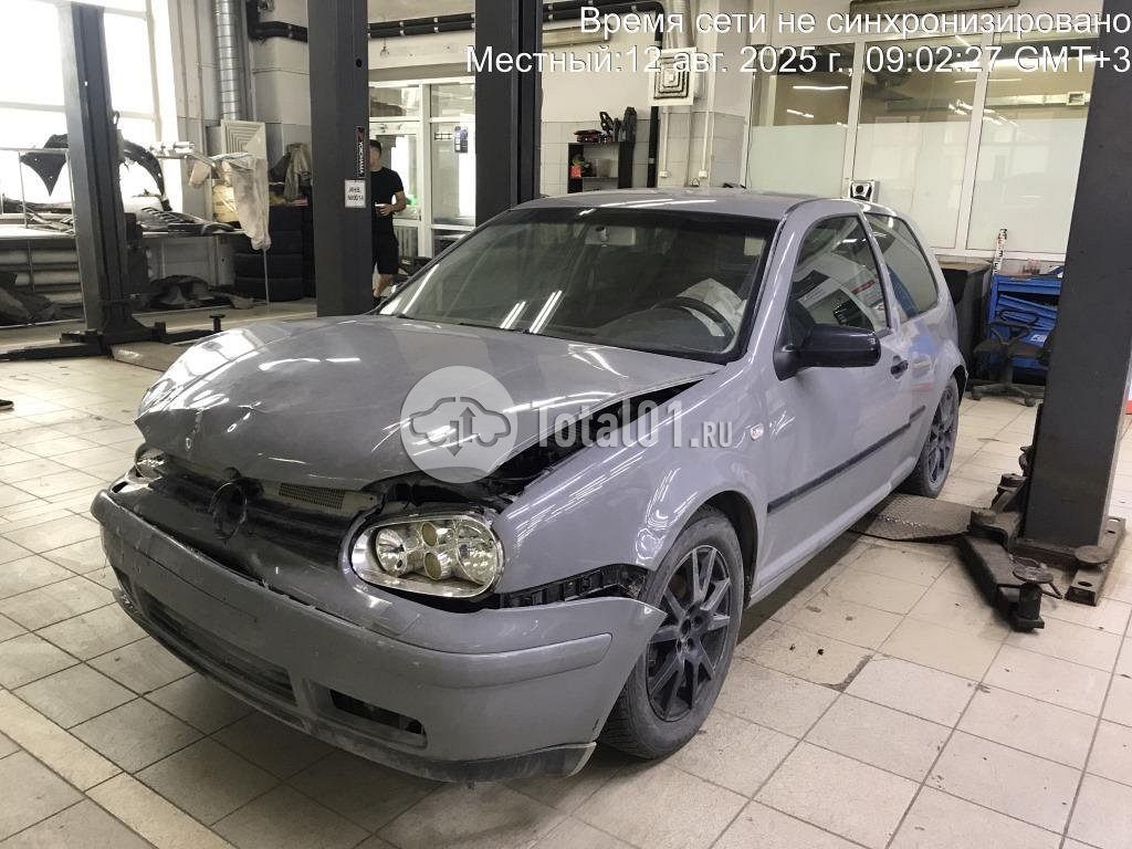 Фото Volkswagen Golf 4