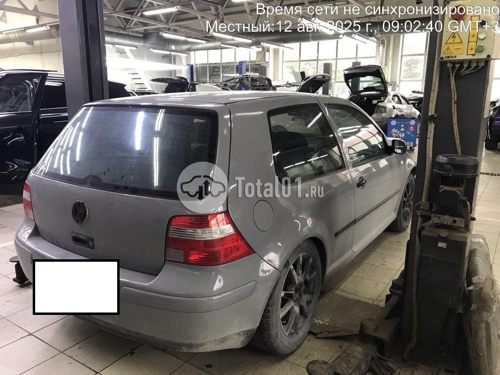 Фото Volkswagen Golf 8