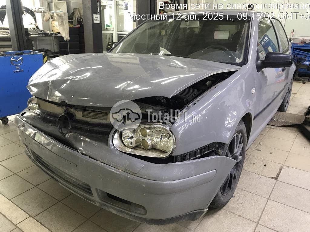 Фото Volkswagen Golf 16