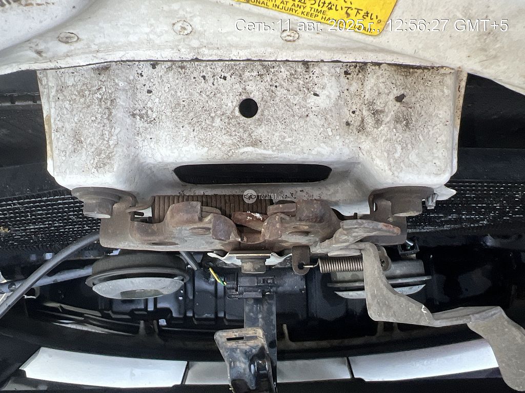 Фото Nissan Bassara 66
