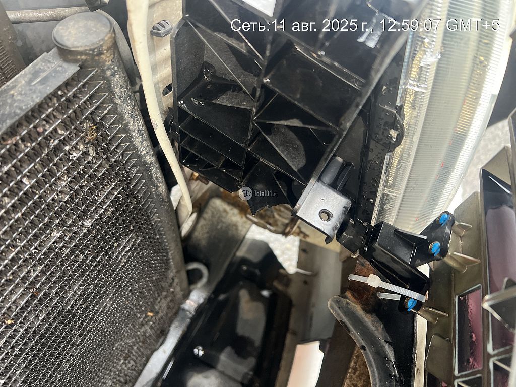 Фото Nissan Bassara 106