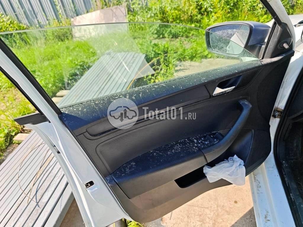 Фото Volkswagen Polo 40