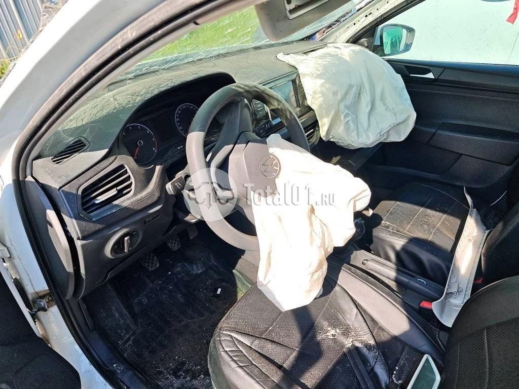 Фото Volkswagen Polo 42