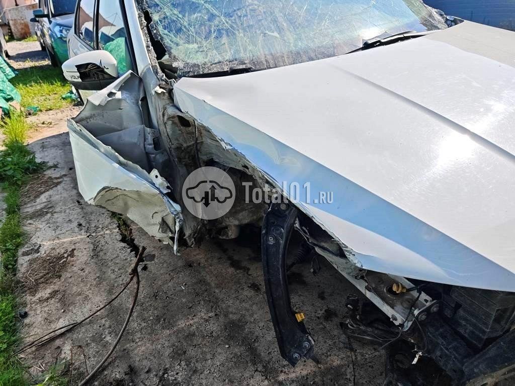 Фото Volkswagen Polo 102
