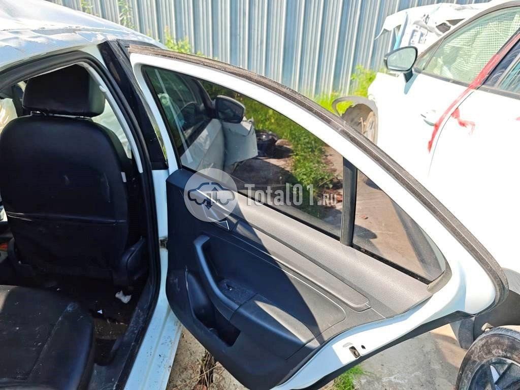 Фото Volkswagen Polo 162